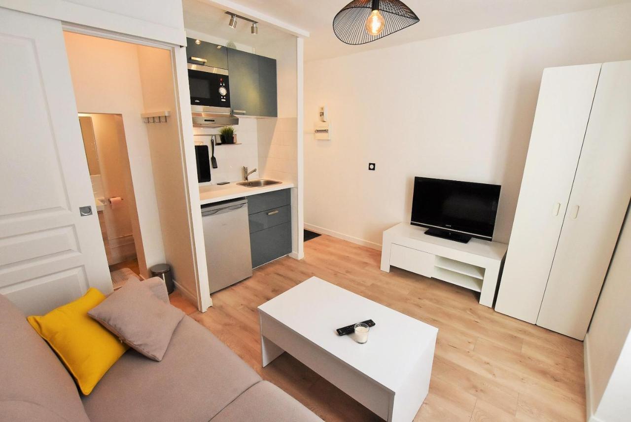 Appartement Au Coeur De La Ville De Taverny Buitenkant foto